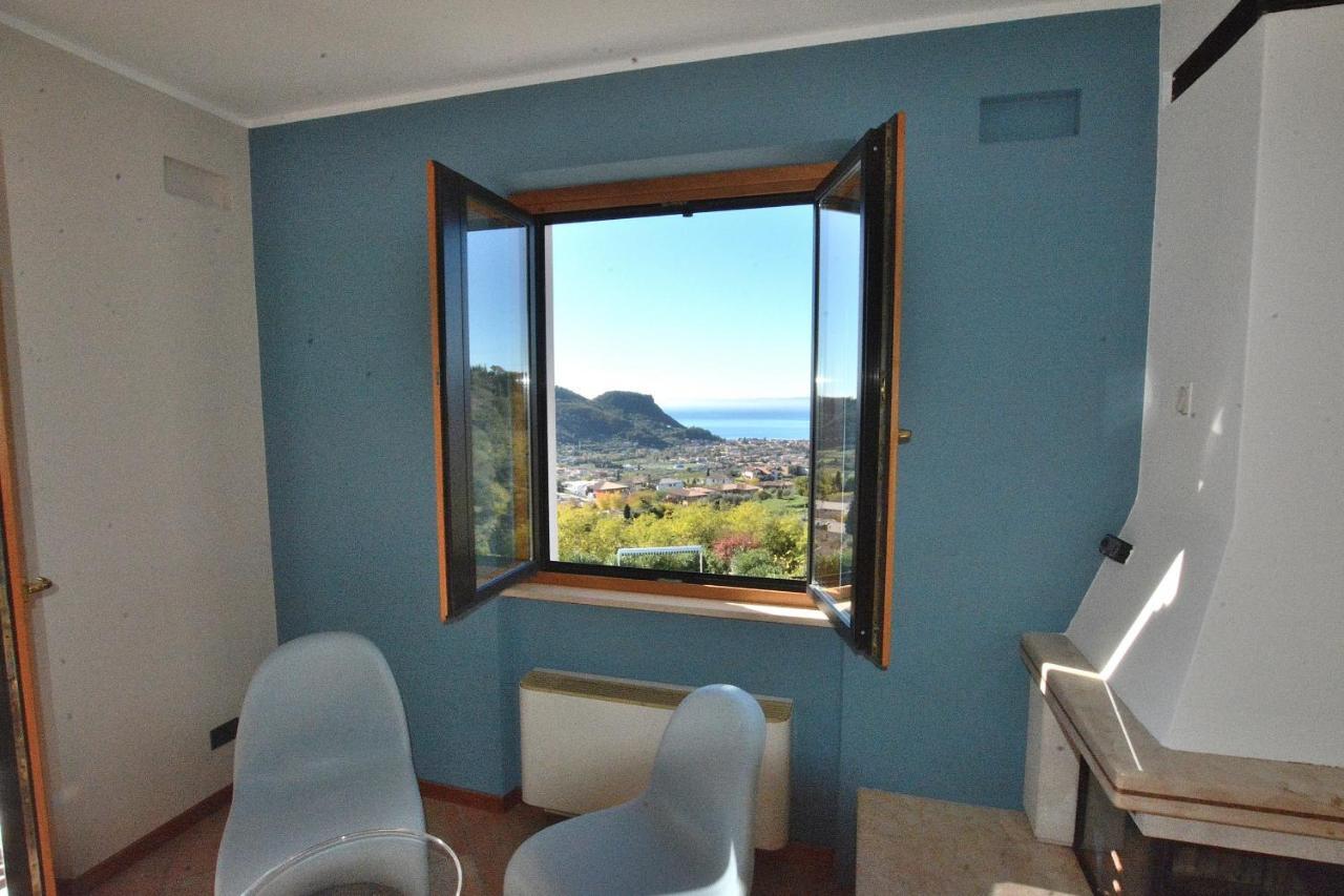 Apartmen Montegolo Four With Pool And Lake View Costermano sul Garda Exterior foto